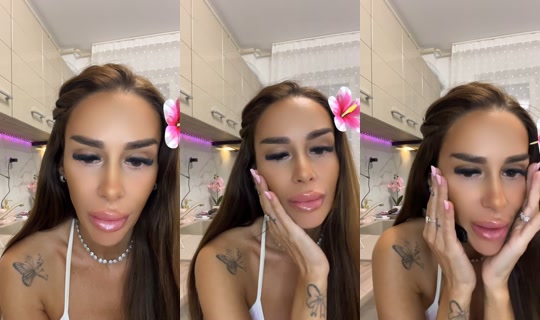 lucia_lsy38 TikTok Live — Oct 2, 2026, 8:09 PM