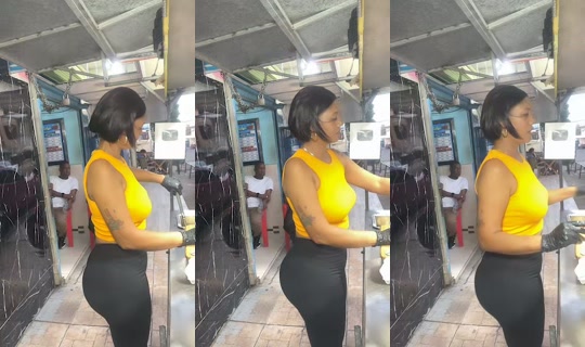lucyaquino2605 TikTok Live — Aug 24, 2026, 10:49 PM