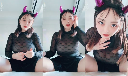 luna.luna_71 TikTok Live — Aug 24, 2026, 7:43 AM