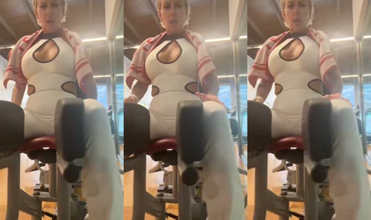 luna197777 TikTok Live — Oct 2, 2026, 7:24 AM
