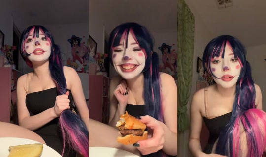 lunagutzs TikTok Live — Aug 26, 2026, 11:23 PM