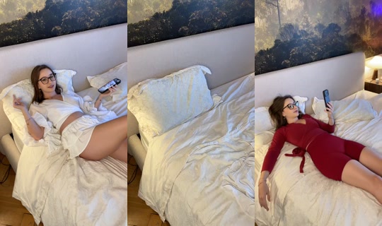 lyliaa_off__ TikTok Live — Oct 5, 2026, 1:15 PM