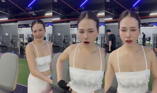 lynhdanhda TikTok Live — Sep 27, 2026, 9:49 AM