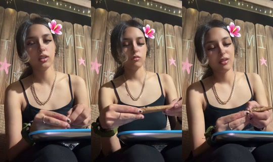 lyssaxiv TikTok Live — Oct 4, 2026, 7:45 AM