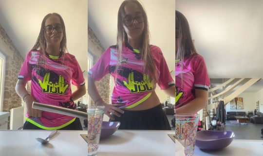 m.ntl.l TikTok Live — Oct 4, 2026, 12:22 PM