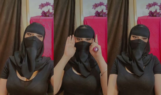 m__.__022 TikTok Live — Sep 30, 2026, 10:25 PM