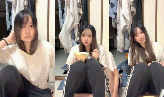 m__nya TikTok Live — Oct 4, 2026, 7:31 PM