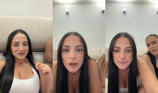 maariavazqueezz TikTok Live — Sep 25, 2026, 11:42 PM
