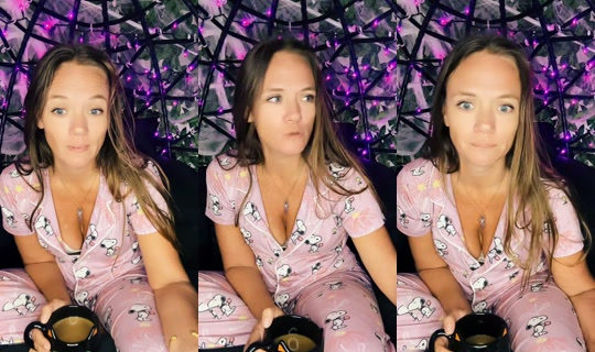 magnificent__meg TikTok Live — Oct 9, 2026, 12:15 PM