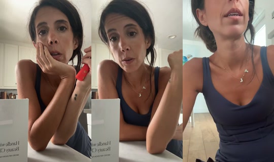 mama_hour TikTok Live — Aug 28, 2026, 5:55 PM