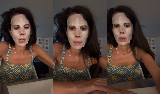 mama_hour TikTok Live — Aug 28, 2026, 11:34 PM
