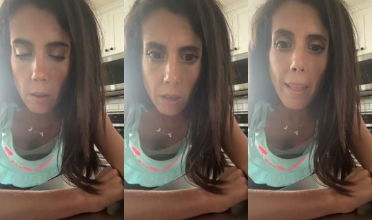 mama_hour TikTok Live — Aug 31, 2026, 6:45 PM