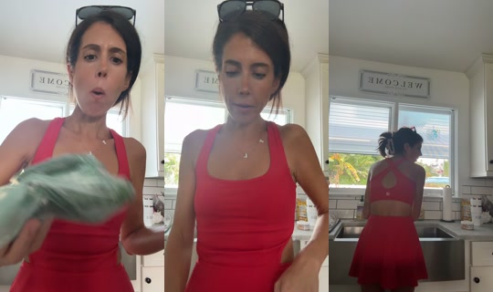 mama_hour TikTok Live — Oct 4, 2026, 6:25 PM