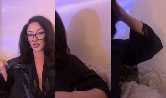mammaatina TikTok Live — Aug 27, 2026, 11:24 PM