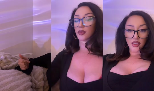mammaatina TikTok Live — Aug 31, 2026, 10:54 PM