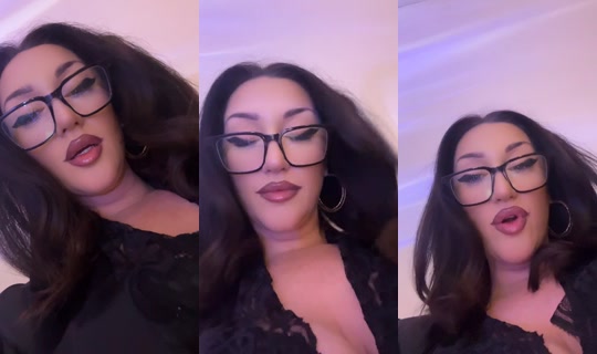 mammaatina TikTok Live — Sep 1, 2026, 11:56 PM