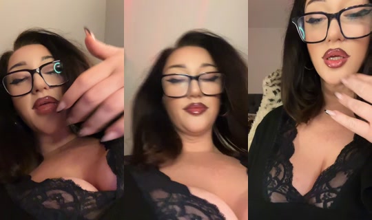 mammaatina TikTok Live — Oct 4, 2026, 12:18 AM