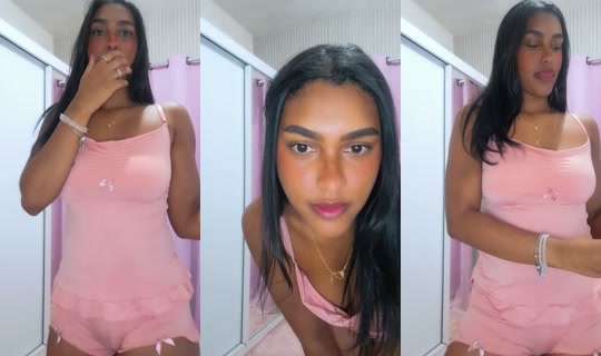 manu2inha TikTok Live — Oct 4, 2026, 5:44 AM