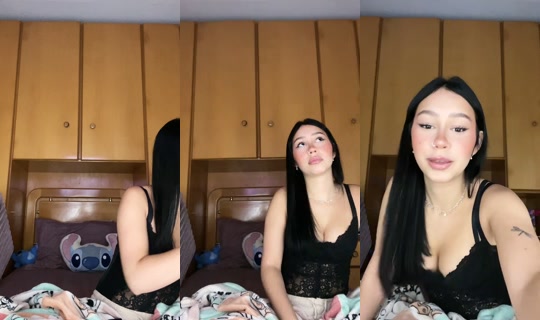 manuuzellaa TikTok Live — Oct 4, 2026, 2:21 AM