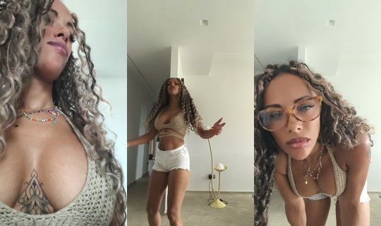 marselabella TikTok Live — Aug 28, 2026, 11:34 AM