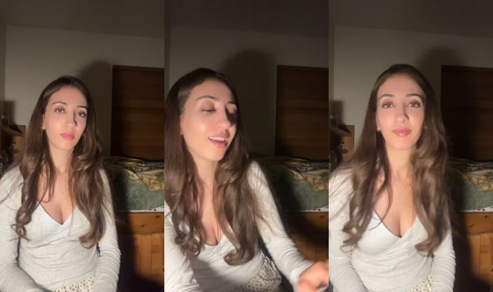mayafathii TikTok Live — Oct 1, 2026, 4:53 AM