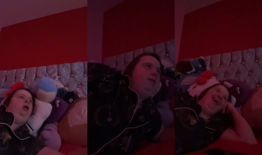 mccullochhazel TikTok Live — Oct 2, 2026, 6:16 PM