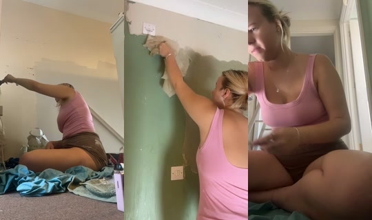 megan.18xx TikTok Live — Aug 23, 2026, 10:54 AM