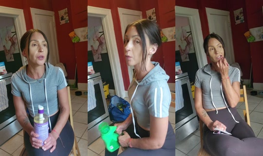 megs.belcastro TikTok Live — Aug 30, 2026, 9:17 PM