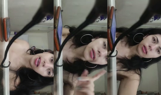 melani_caicedo TikTok Live — Aug 21, 2026, 7:40 AM