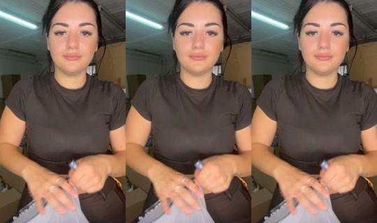 melania.zambrano71 TikTok Live — Sep 1, 2026, 4:57 PM