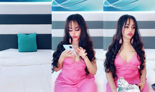 melattttt1 TikTok Live — Aug 27, 2026, 9:55 AM