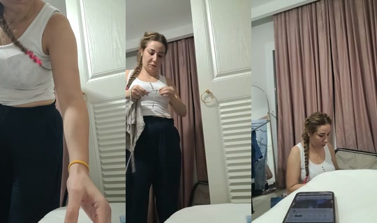 melek.paprika TikTok Live — Aug 20, 2026, 8:28 PM