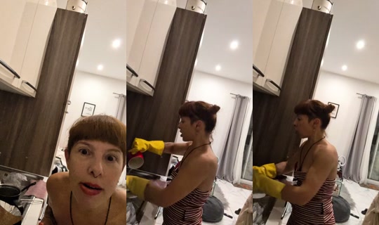 mellygatt TikTok Live — Aug 29, 2026, 6:42 PM