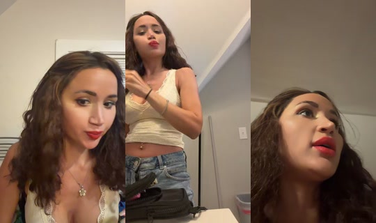 mellyoxoo TikTok Live — Oct 4, 2026, 1:06 AM