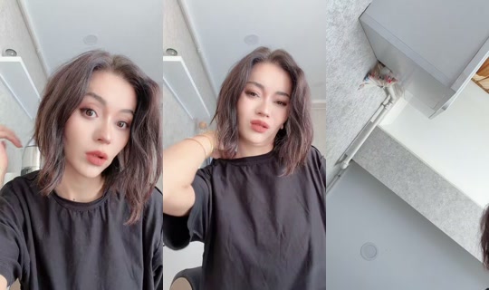 melo.93739 TikTok Live — Oct 4, 2026, 11:43 AM
