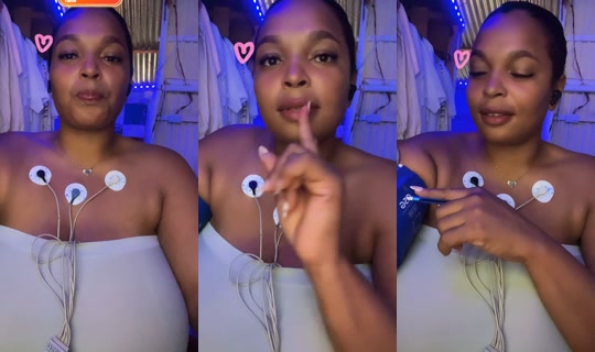 mely_live1 TikTok Live — Oct 7, 2026, 9:28 PM