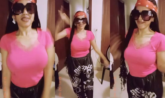 memokonio TikTok Live — Aug 23, 2026, 6:06 PM