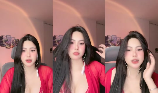 meomeoo_tran TikTok Live — Aug 25, 2026, 5:44 PM
