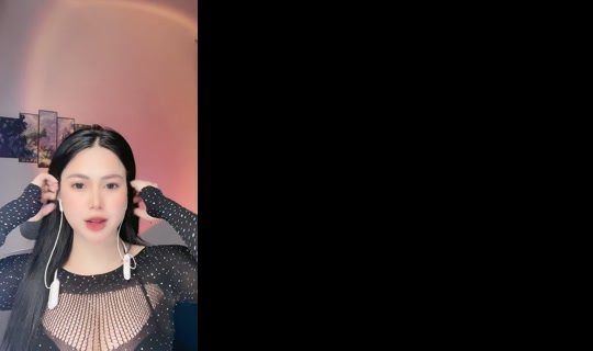 meomeoo_tran TikTok Live — Oct 7, 2026, 3:01 PM