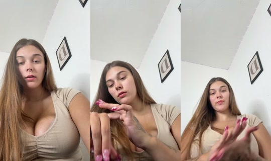 meriah424 TikTok Live — Sep 15, 2026, 8:09 PM