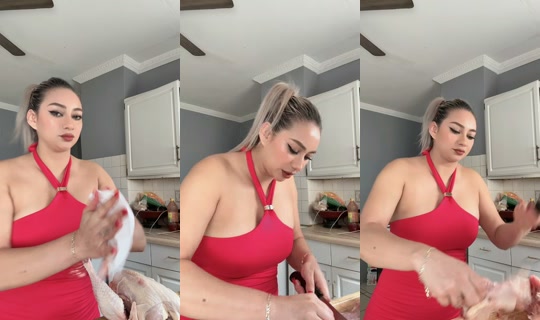 merlyna64 TikTok Live — Aug 30, 2026, 7:22 PM