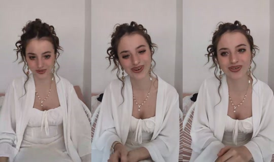 meryytrades TikTok Live — Sep 2, 2026, 12:49 PM