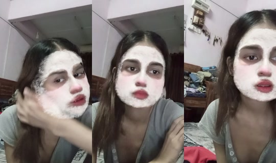 mia22335677 TikTok Live — Oct 3, 2026, 5:44 PM