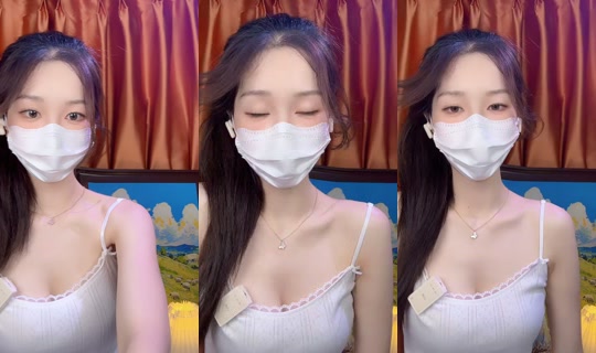 mia88888666 TikTok Live — Aug 25, 2026, 11:42 AM