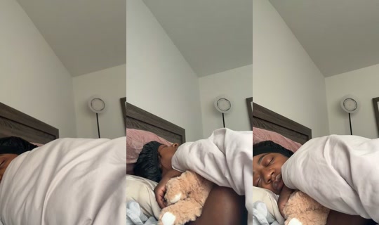 microempress TikTok Live — Sep 26, 2026, 6:45 PM