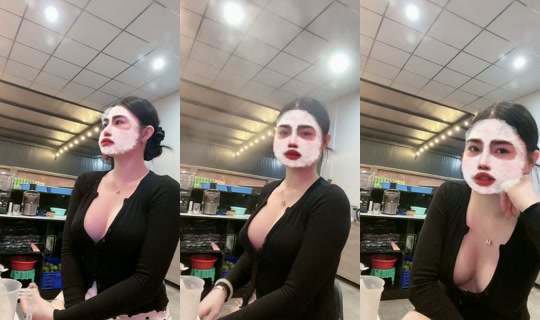 miee1997 TikTok Live — Oct 4, 2026, 12:45 PM