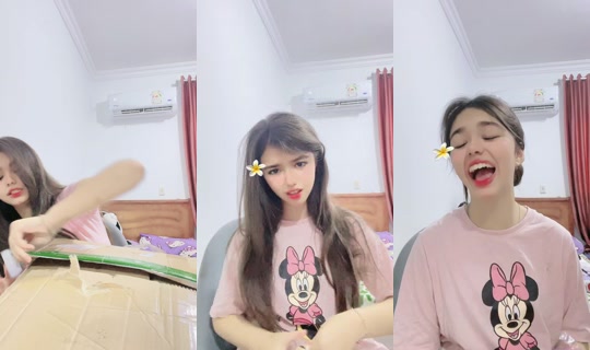 mina27b0 TikTok Live — Aug 26, 2026, 1:49 PM