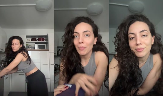 mina_deniz TikTok Live — Sep 3, 2026, 12:51 PM