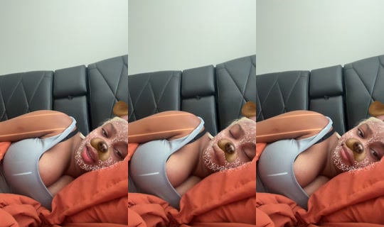 miraadabratt TikTok Live — Aug 25, 2026, 7:35 PM