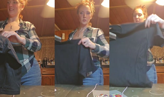 misscully.2.0 TikTok Live — Oct 3, 2026, 10:58 PM
